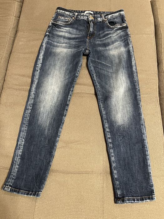 Джинсы женские Valentino