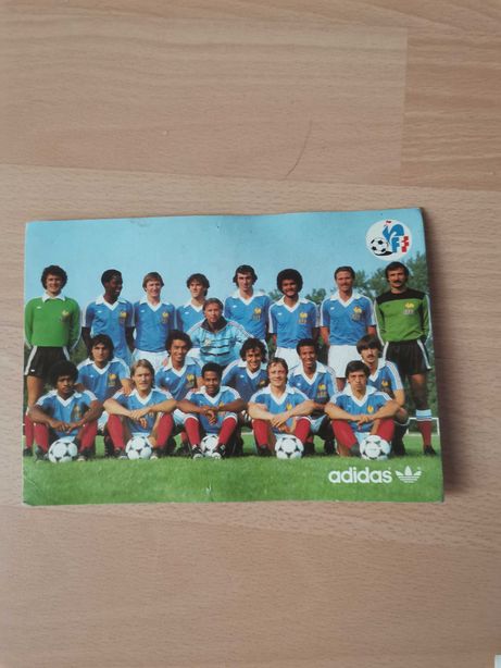 Pocztówki Adidas z  piłkarzami Reprezentacji Francji z 1982 r  UNIKAT