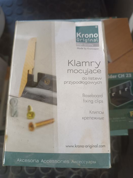 Klamry montażowe do listew Kronospan i FN Clipholder CH 23