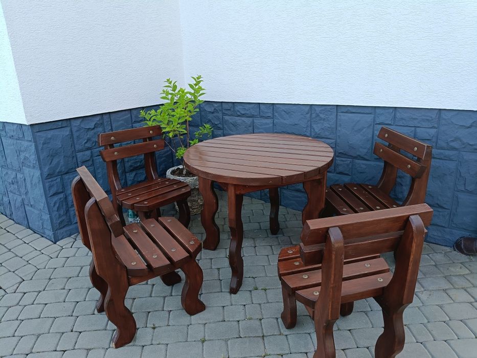 Meble ogrodowe drewniane