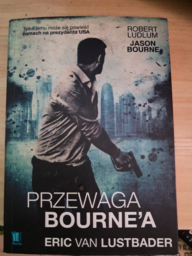 Książka pt. ,,Przewaga BOURNE'A" Eric Van Lustbader