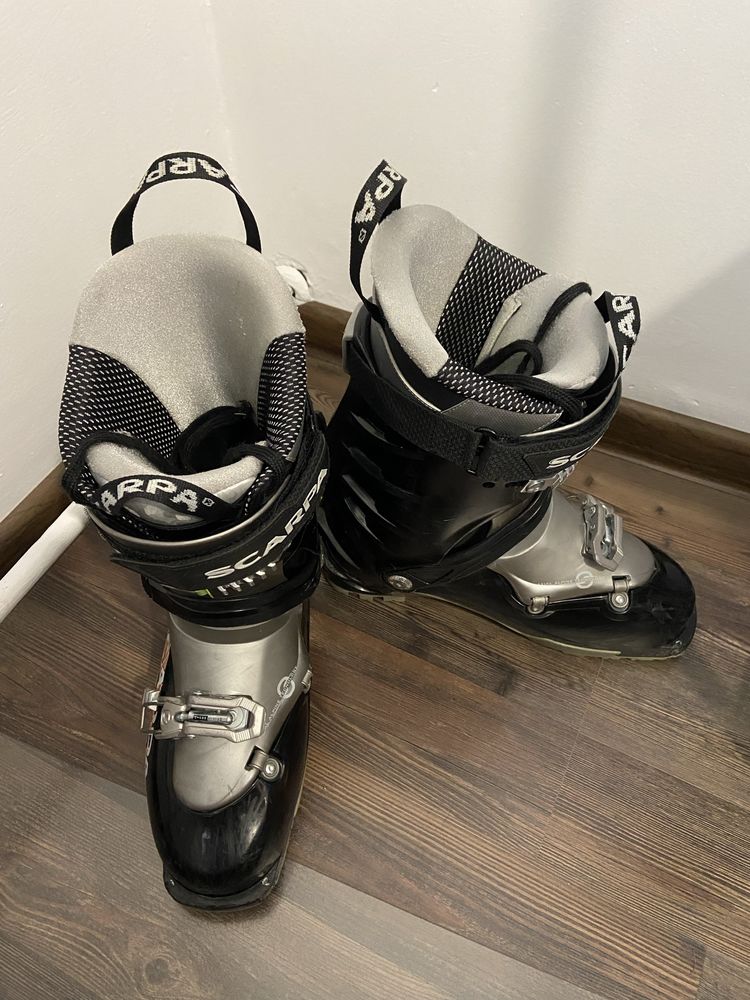 Buty skiturowe Scarpa Thrill