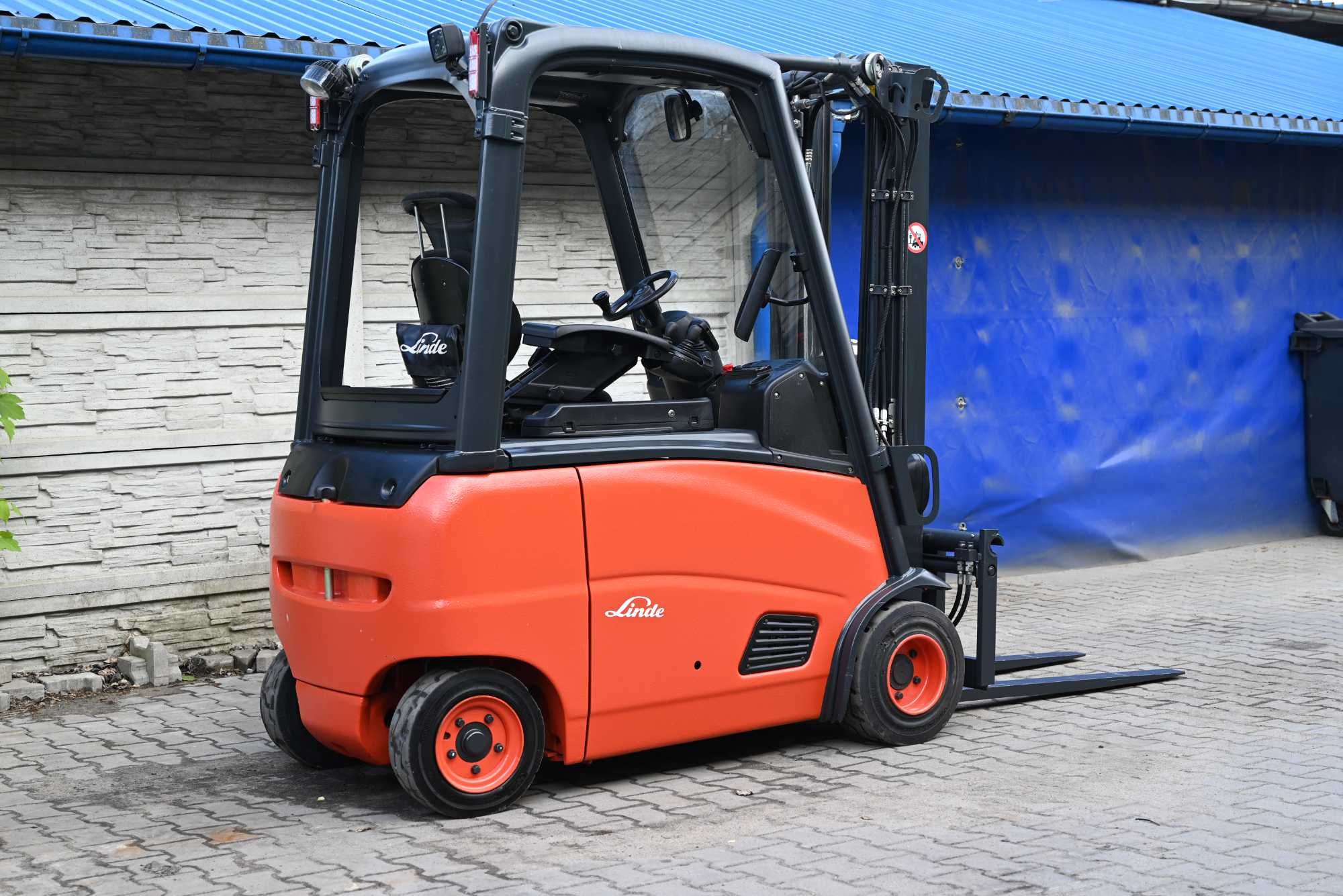 Wózek widłowy Linde E20 PH-02 Triplex Bateria 2023 rok 2735mth FHP 389