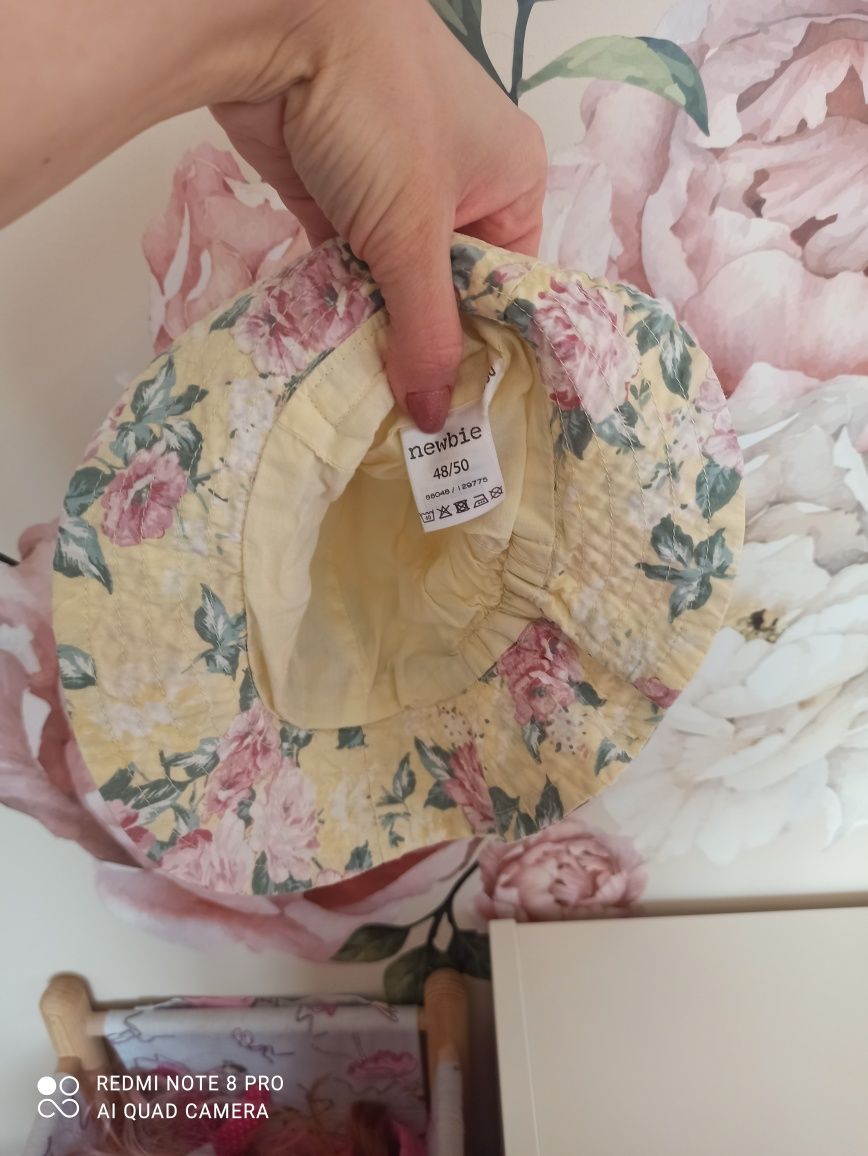 Kapelusz newbie 48/50 piwonie żółte