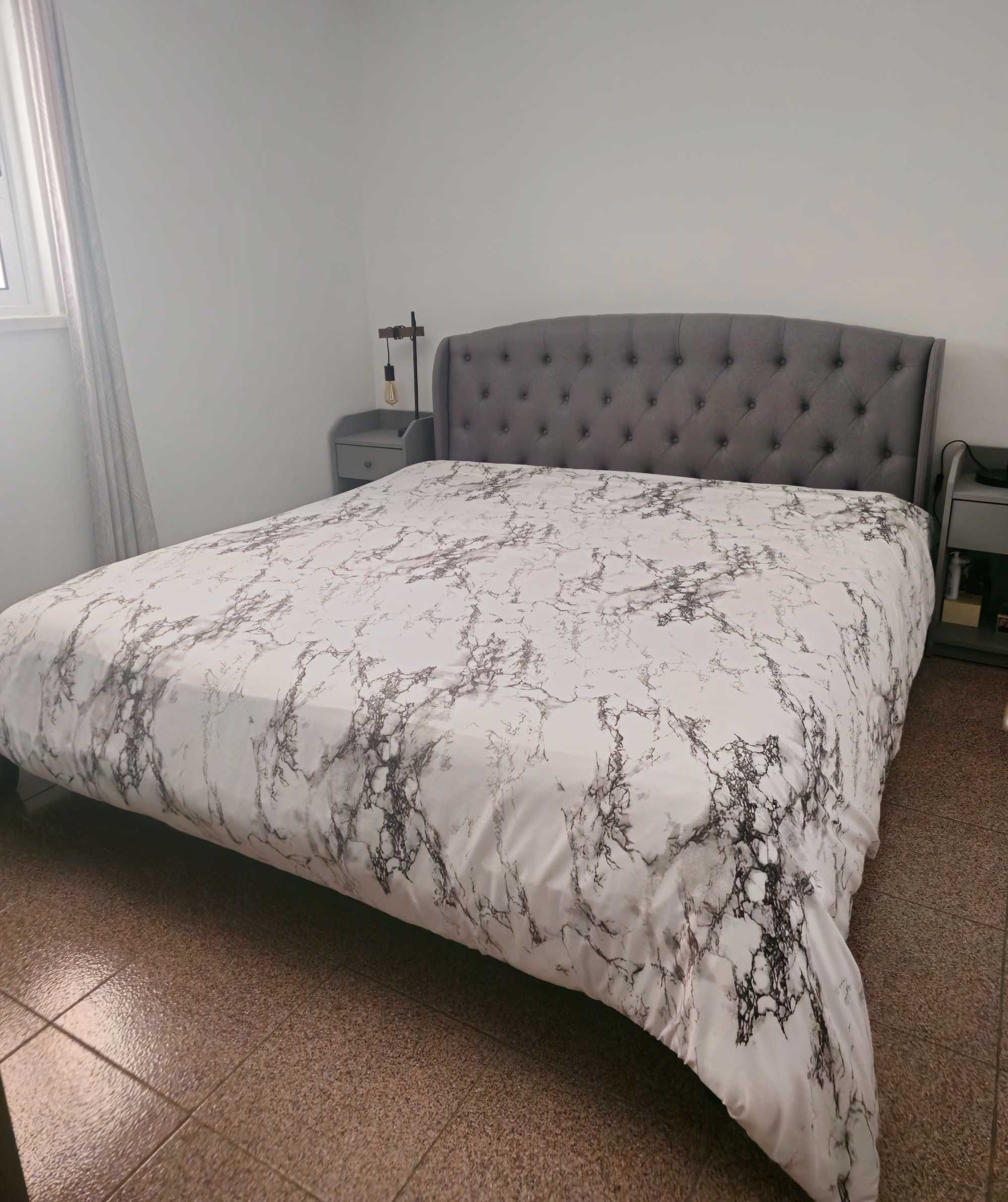 Cama 180x200 como nova