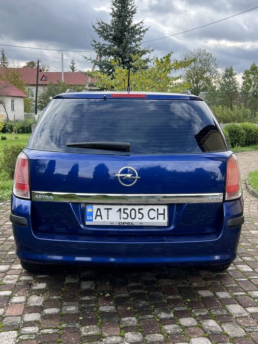 Продам Opel Astra H