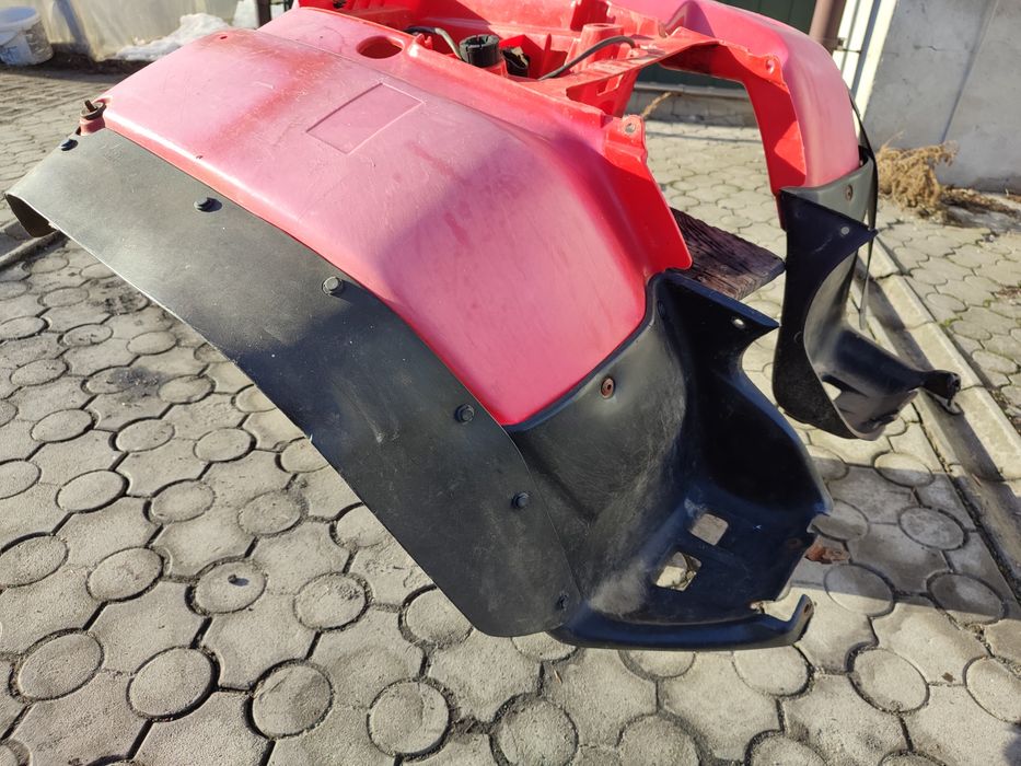 Błotnik plastik tył tylny honda TRX 250 fourtrax lampa tył
