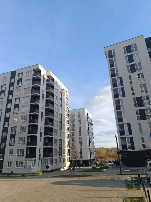 Продаж 3-кім квартири в двох рівнях в новобудові ЖК Континент по ву