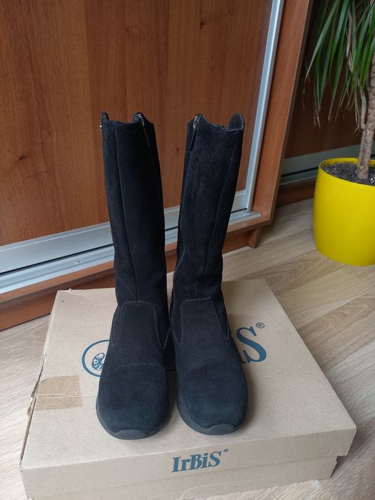 Дитячі осінні чобітки з натурального замшу