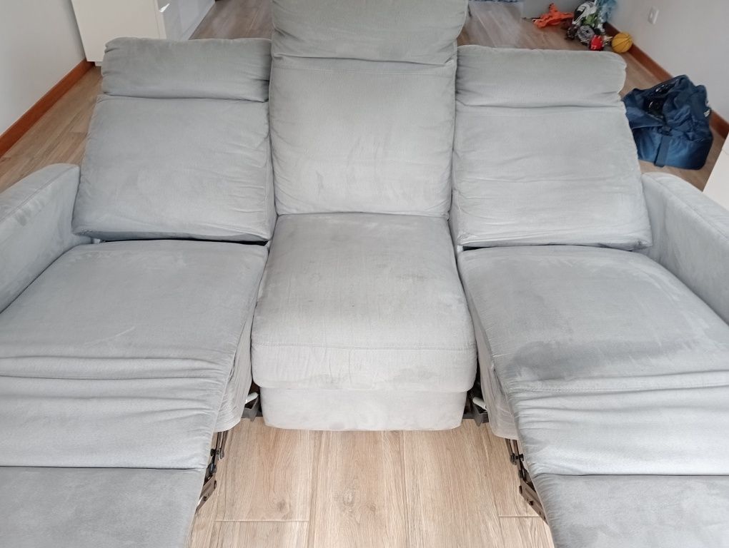 Sofá com relax cinza