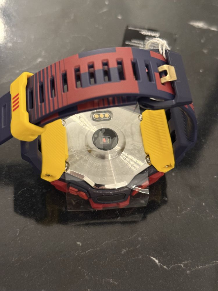 Casio G-Shock GBD-H1000BAR-4ER Edycja limitowana FC Barcelona