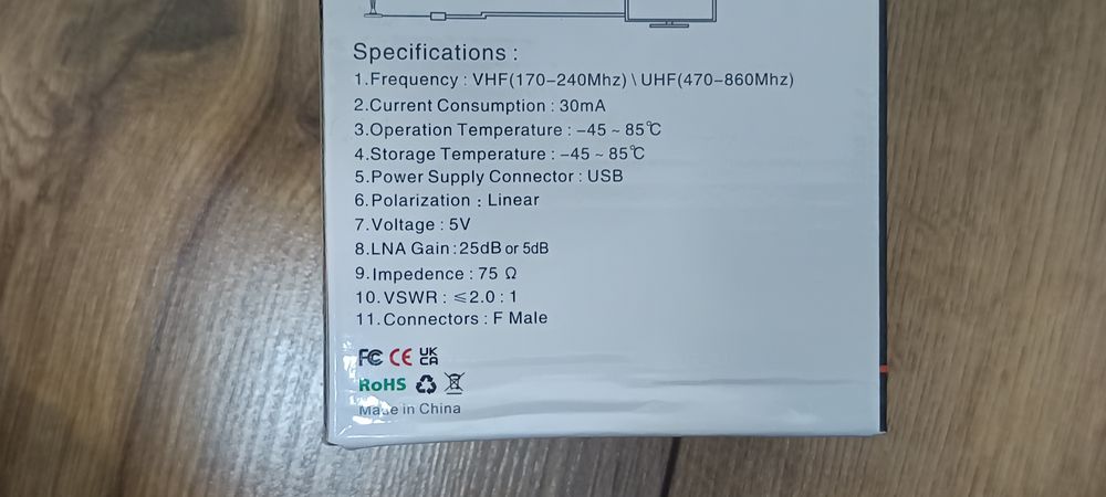 Antena telewizyjna HDTV 4K ze wzmacniaczem mocna