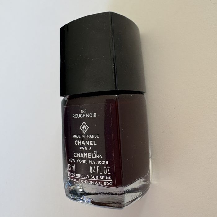 lakier Chanel rouge noir 155