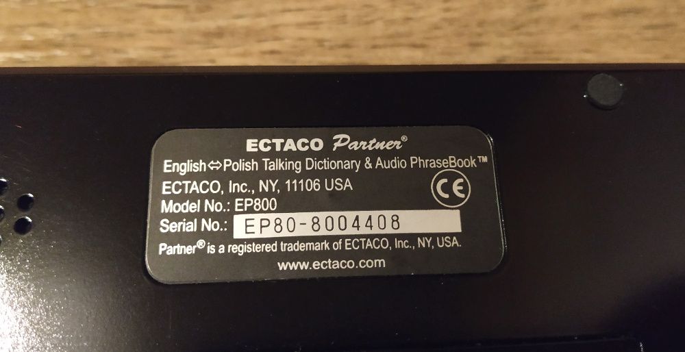 ECTACO Partner EP800 - tłumacz mówiący