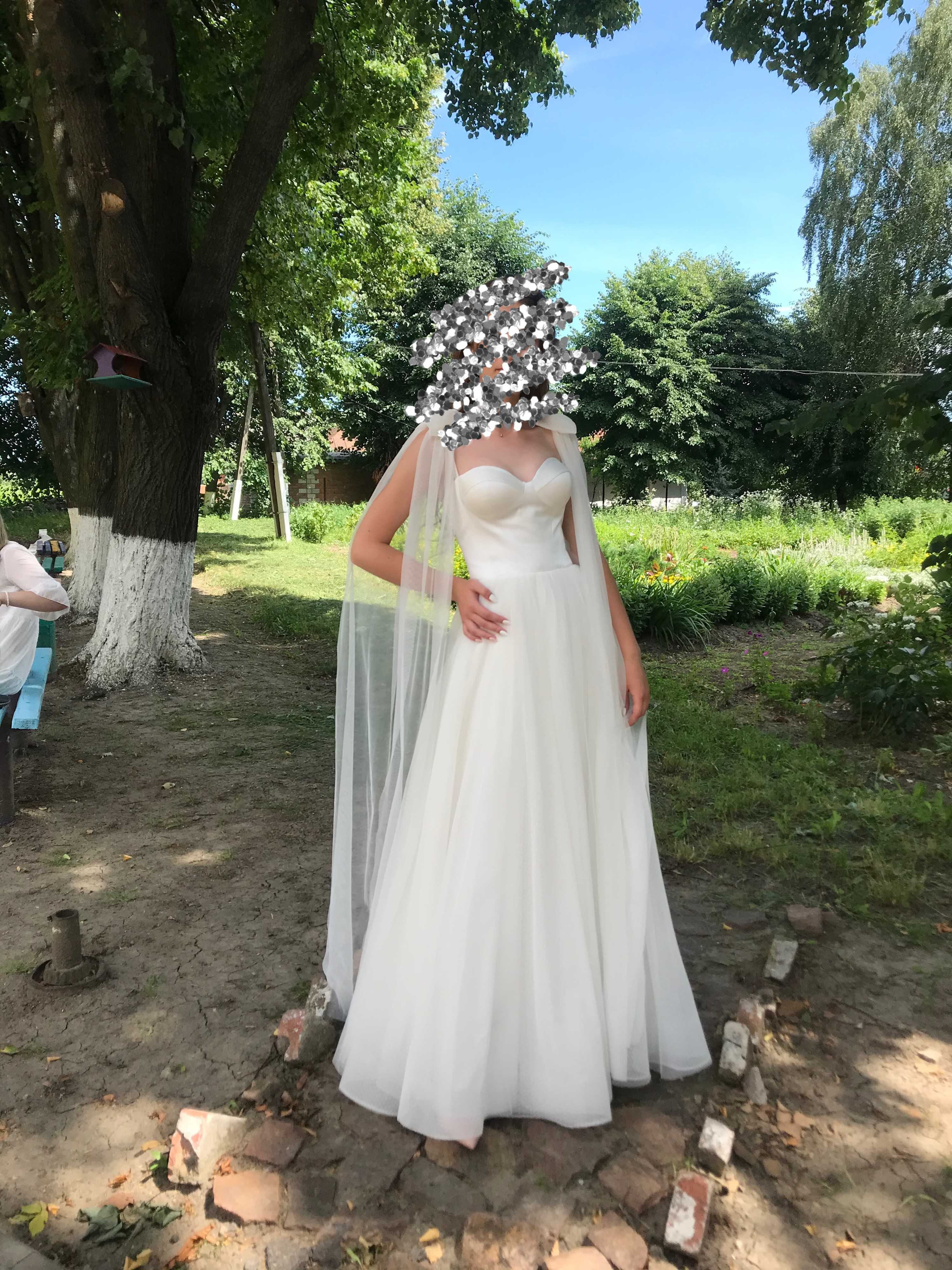 Випускна/весільна сукня