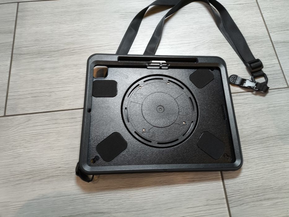 Etui na iPad Pro 13 cali M4 2024 7 gen czarne