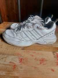 Продам кросівки adidas