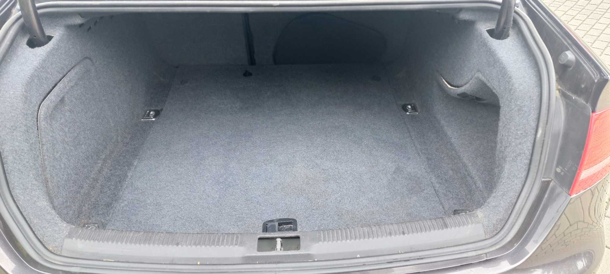 Audi a4 b8 2008r
