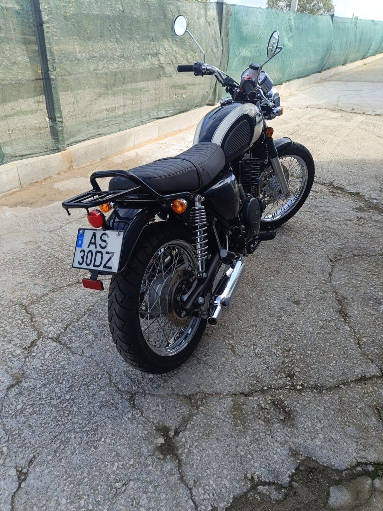 Mash Six Hundred 650cc