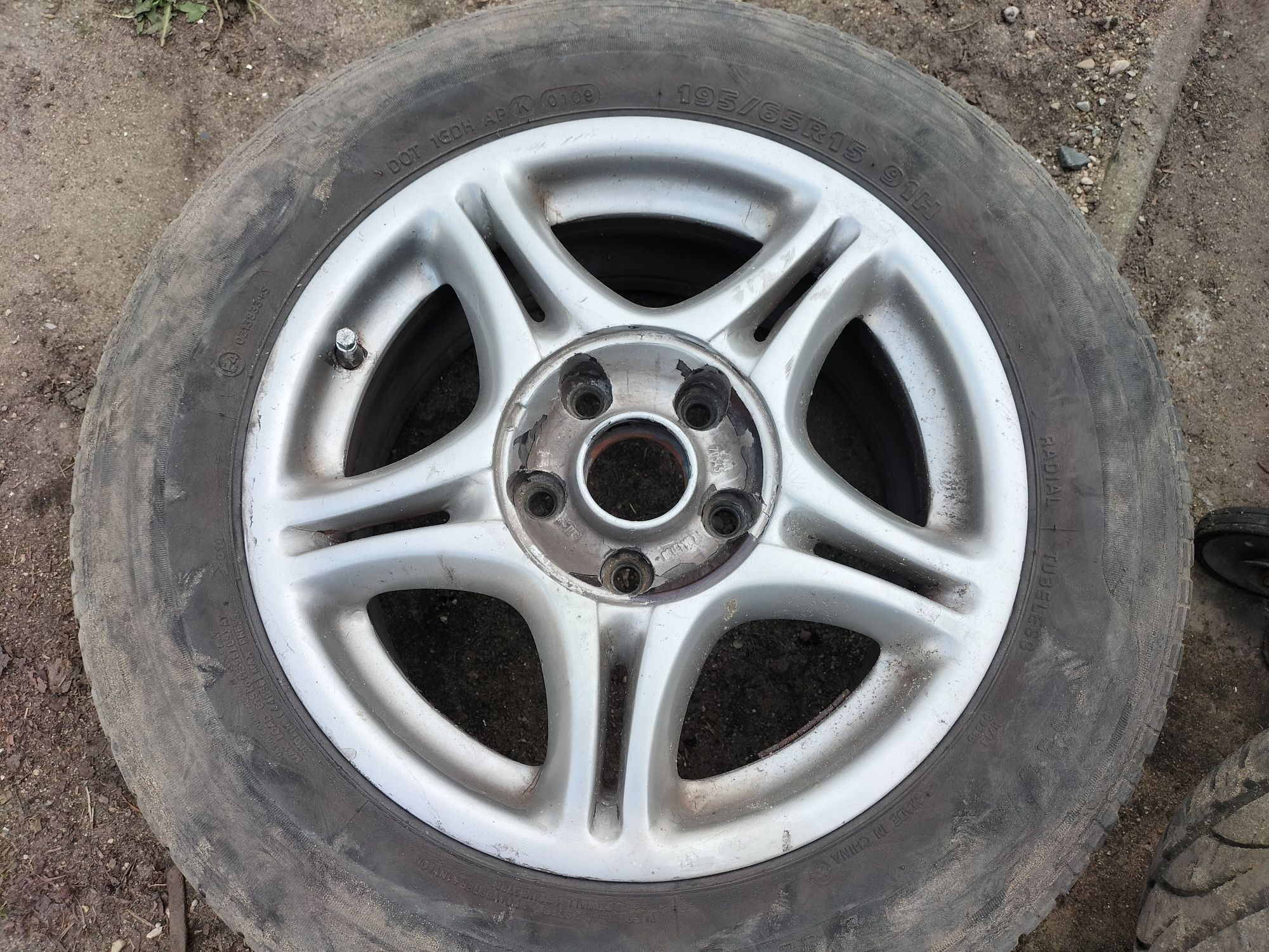 Alufelgi 15 z oponami 5x112 passat B5