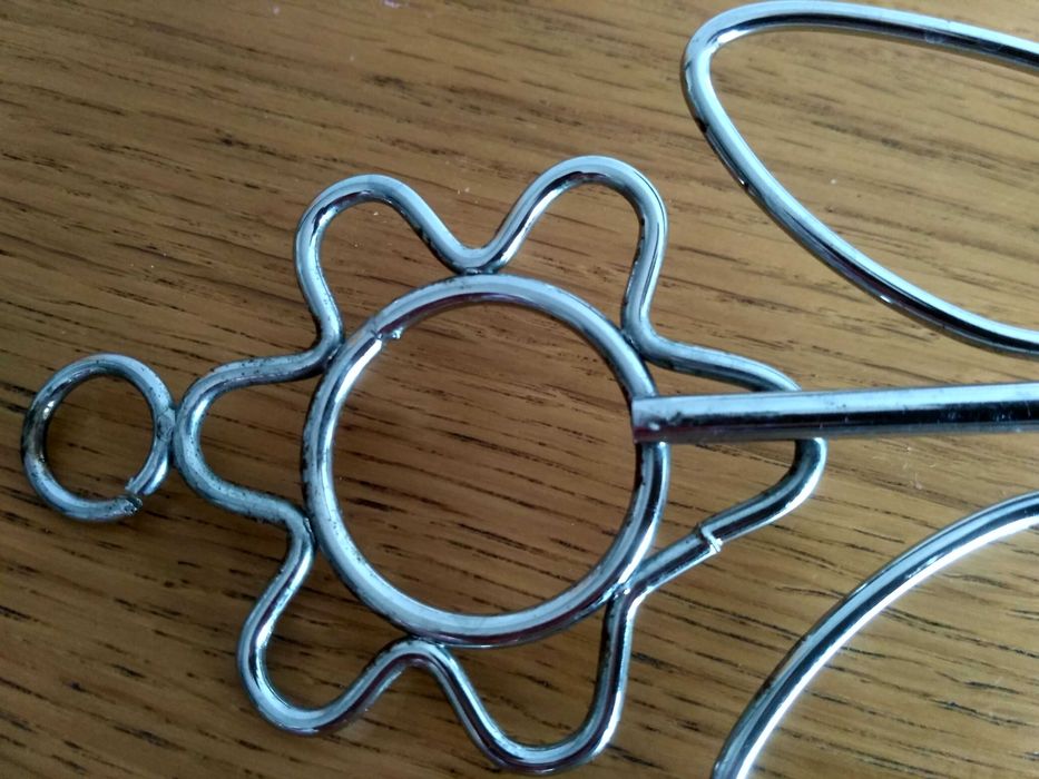 haczyk wieszak Metalowy chromowany haczyk ścienny kwiatek 18cmx8cm