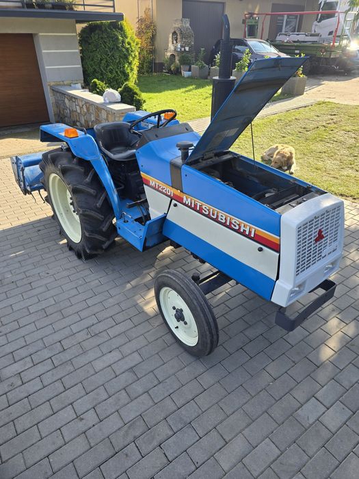 Traktor Mitsubishi MT2201 4cyl 22KM traktor sadowniczy