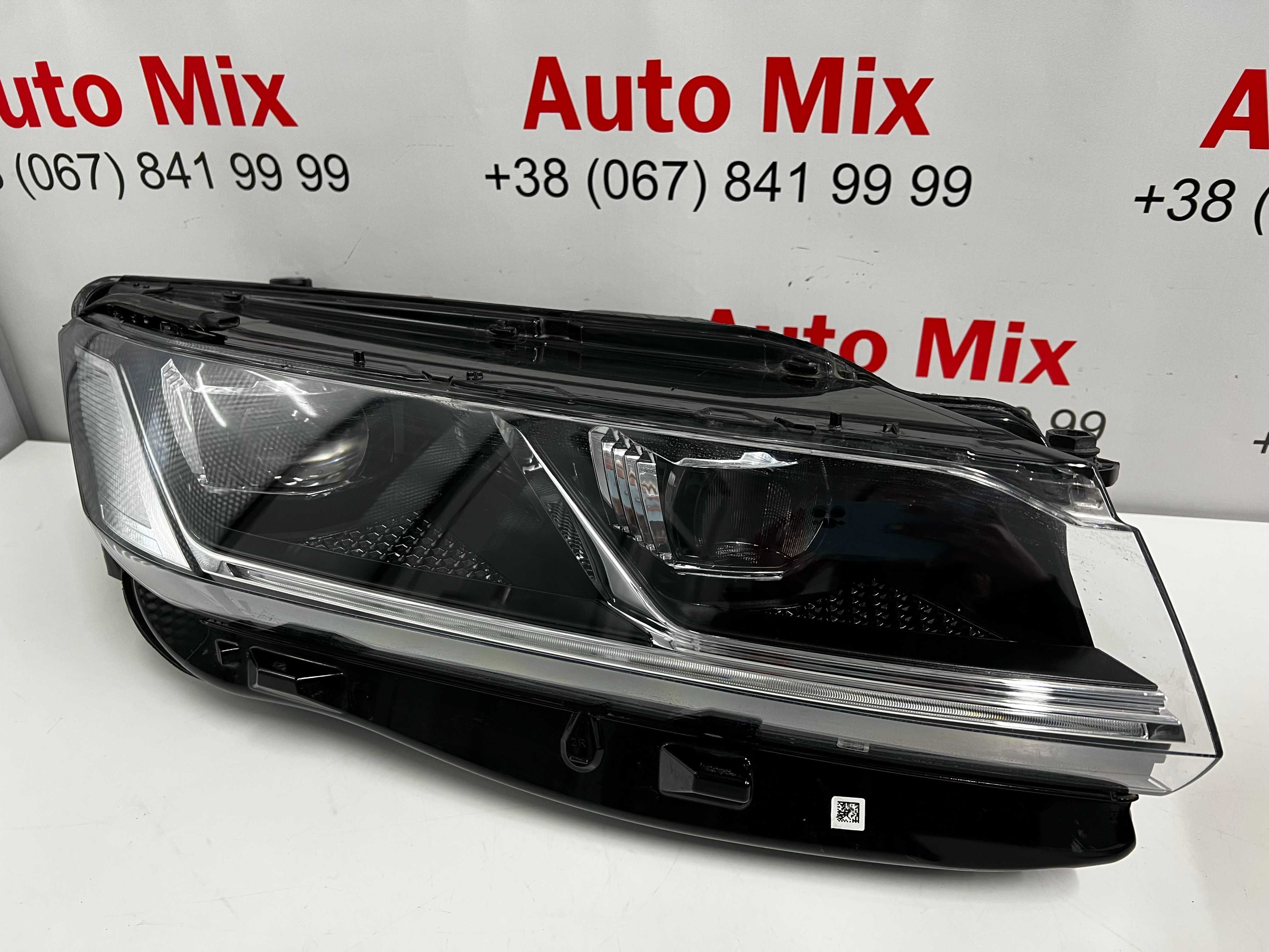 VW Touareg 3 761941035B 761941036B фара