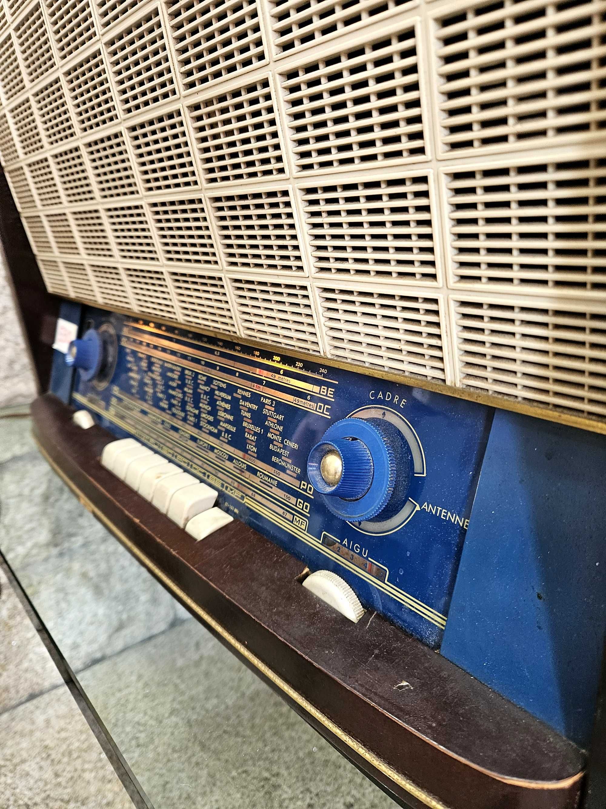 Rádio Vintage La Voix de Son Maître