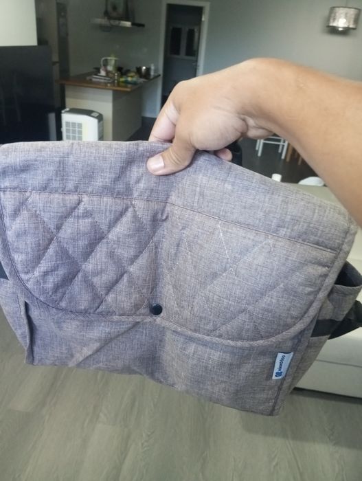 Kit carrinho bebe + trocador com banheira + porta bebe canguru