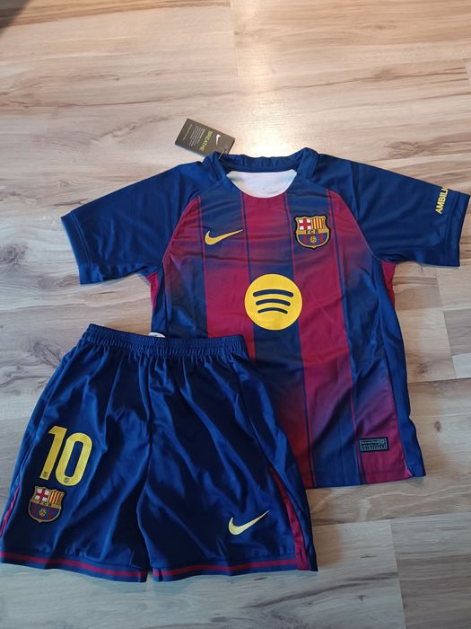 Nowy komplet piłkarski FC Barcelona r. 134