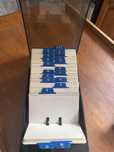 Rolodex - pojemnik do danych adresowych i telefonicznych