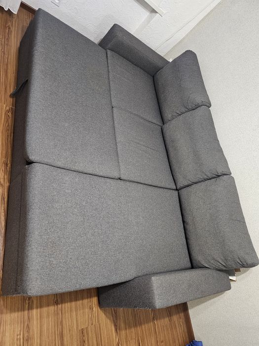 Продам раскладной диван тёмно- серый