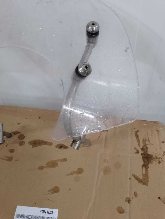 Peugeot Django Szyba .owiewka. że stelażem