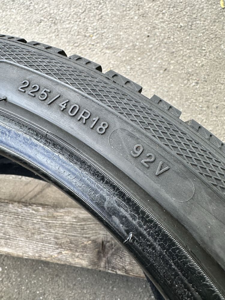 Шини 225 40 18 92V Kleber Quadraxer пара