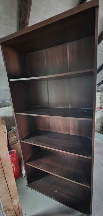 regal na ksiazki  firma Bodzio