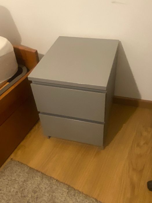 Mesa de cabeceira