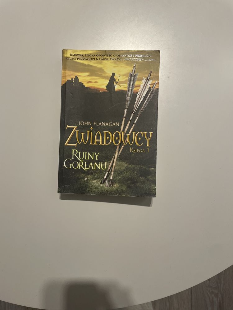 Książka „Zwiadowcy” tom 1