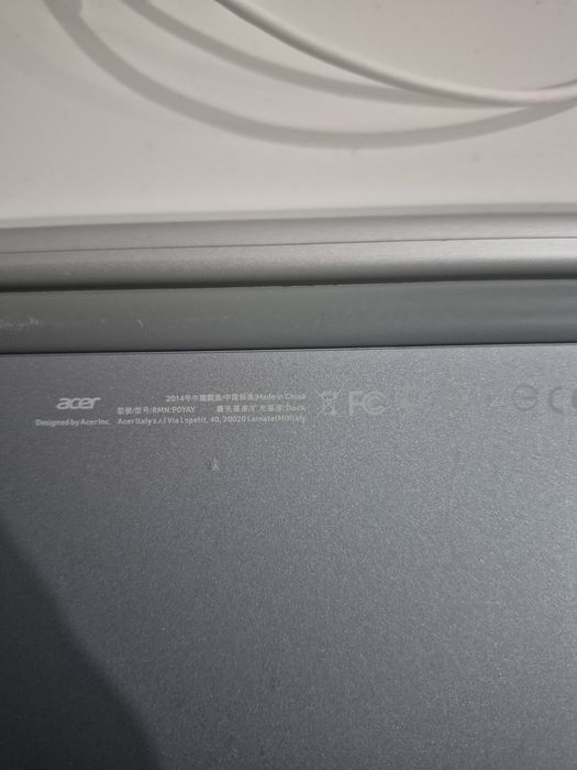 Computador acer (ecrã removível