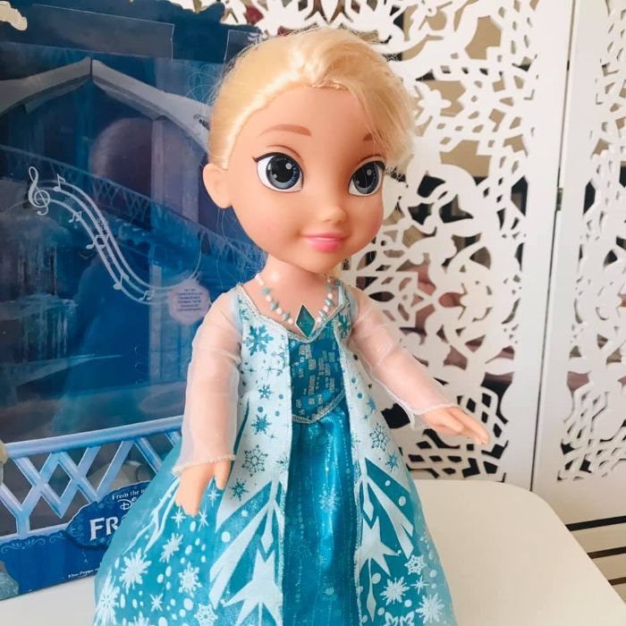 большая кукла ELSA - Disney Frozen  - платье и ожерелье светится