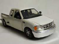 Машинка Ford F-150 Flareside Supercab Motormax 1/24