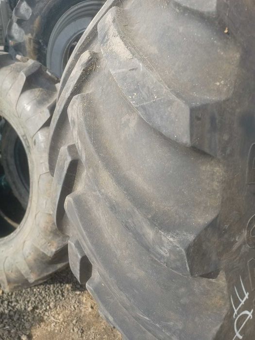 Opon rolnicza 800/70R32 Mitas kombajn Claas Fendt John Deere Case