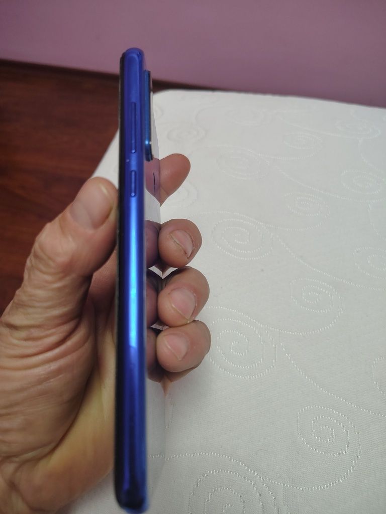 Продам смартфон Xiaomi Redmi Note 8T(4/64ГБ)dmi Note 8Ti