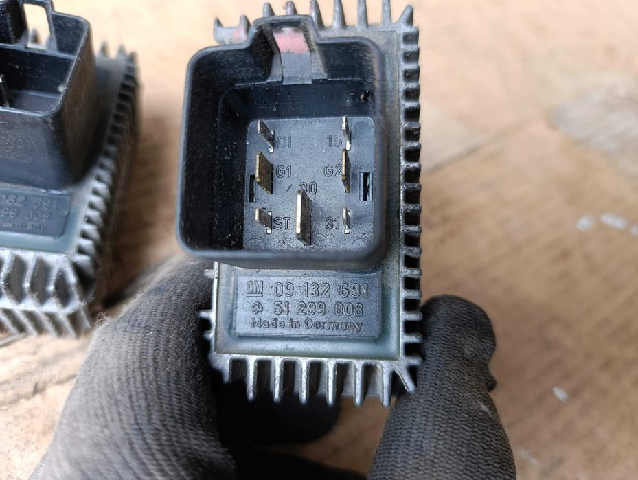 Реле свічок накалу Astra G Zafira A Vectra B C 09132691 / 51299008