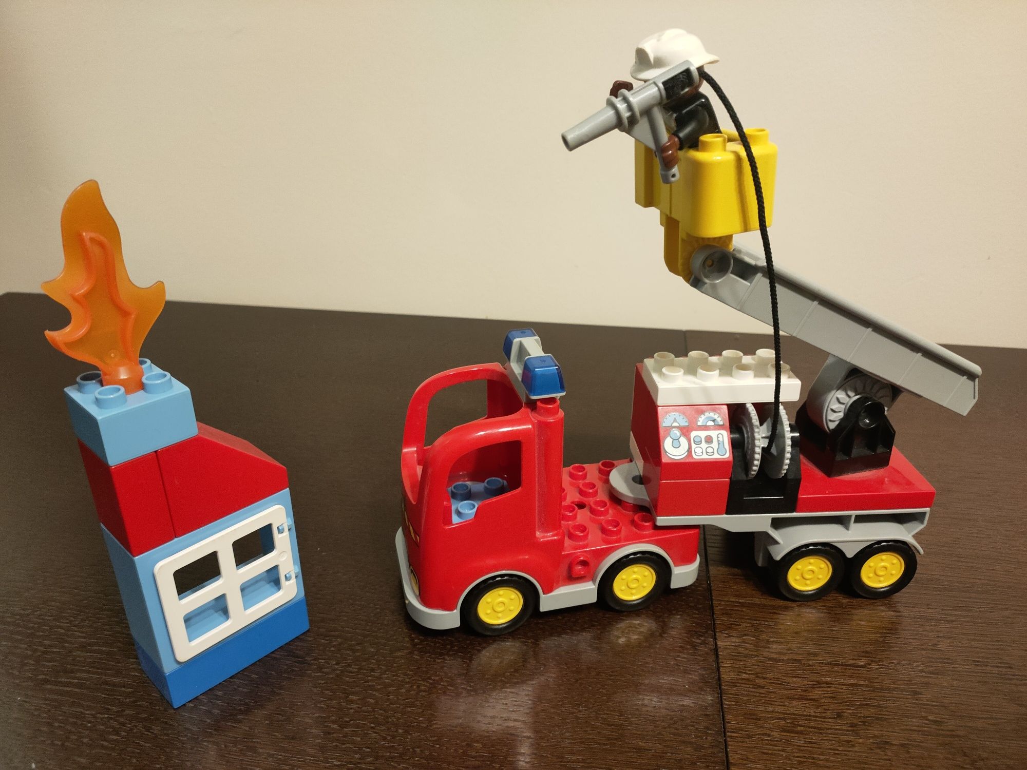 LEGO Duplo 10592 wóz strażacki