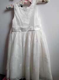Sukienka  rozmiar 116 biała stan b. dobry