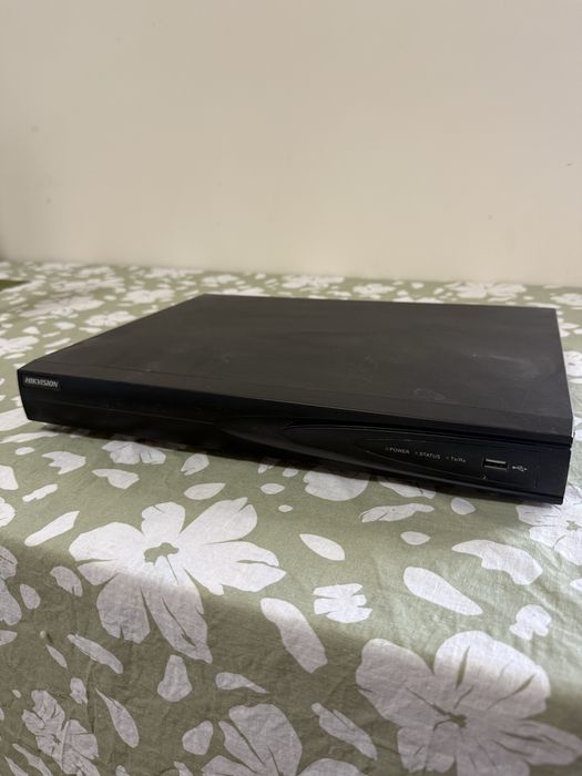 Hikvision DS-7616 DS-7616NI-Е2