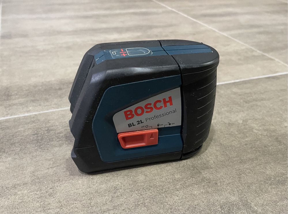 Профессиональный лазерный нивелир Bosch BL 2L Professional