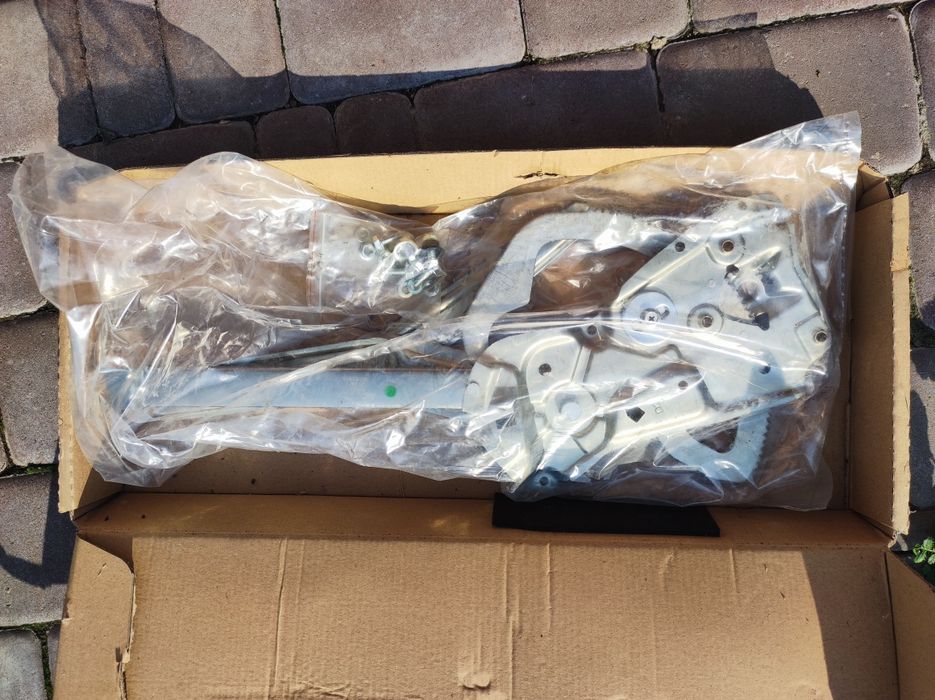 Механізм скло підйомника