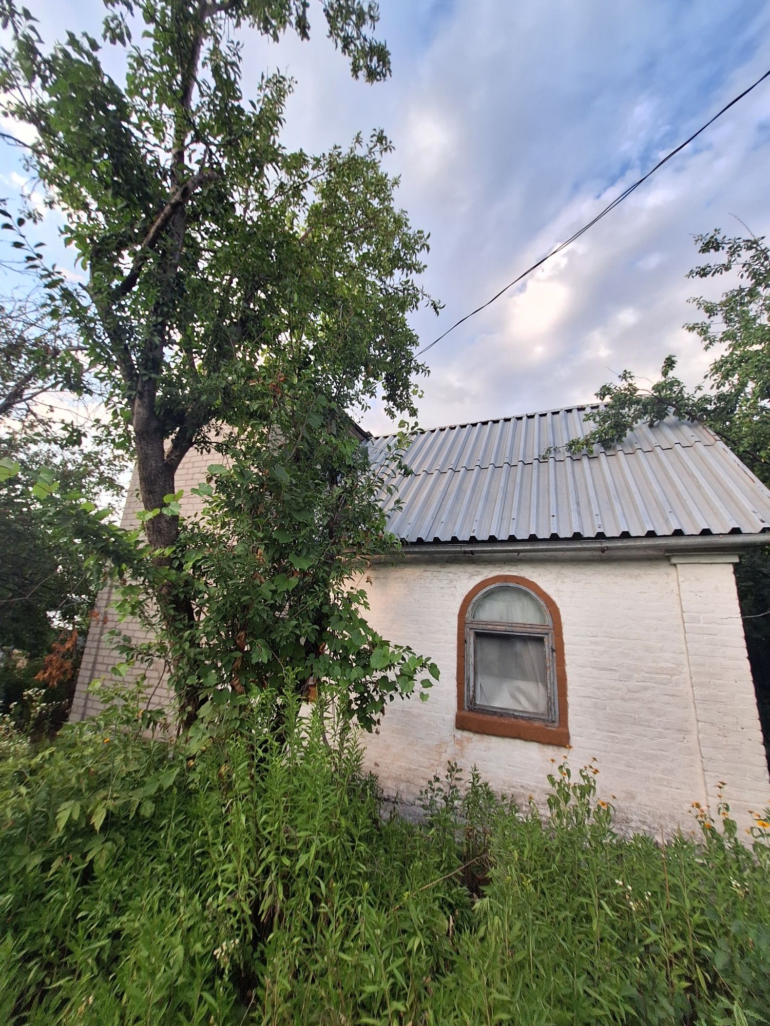 Продам 2ух эт дачу рядом с видом на реку  Днепр