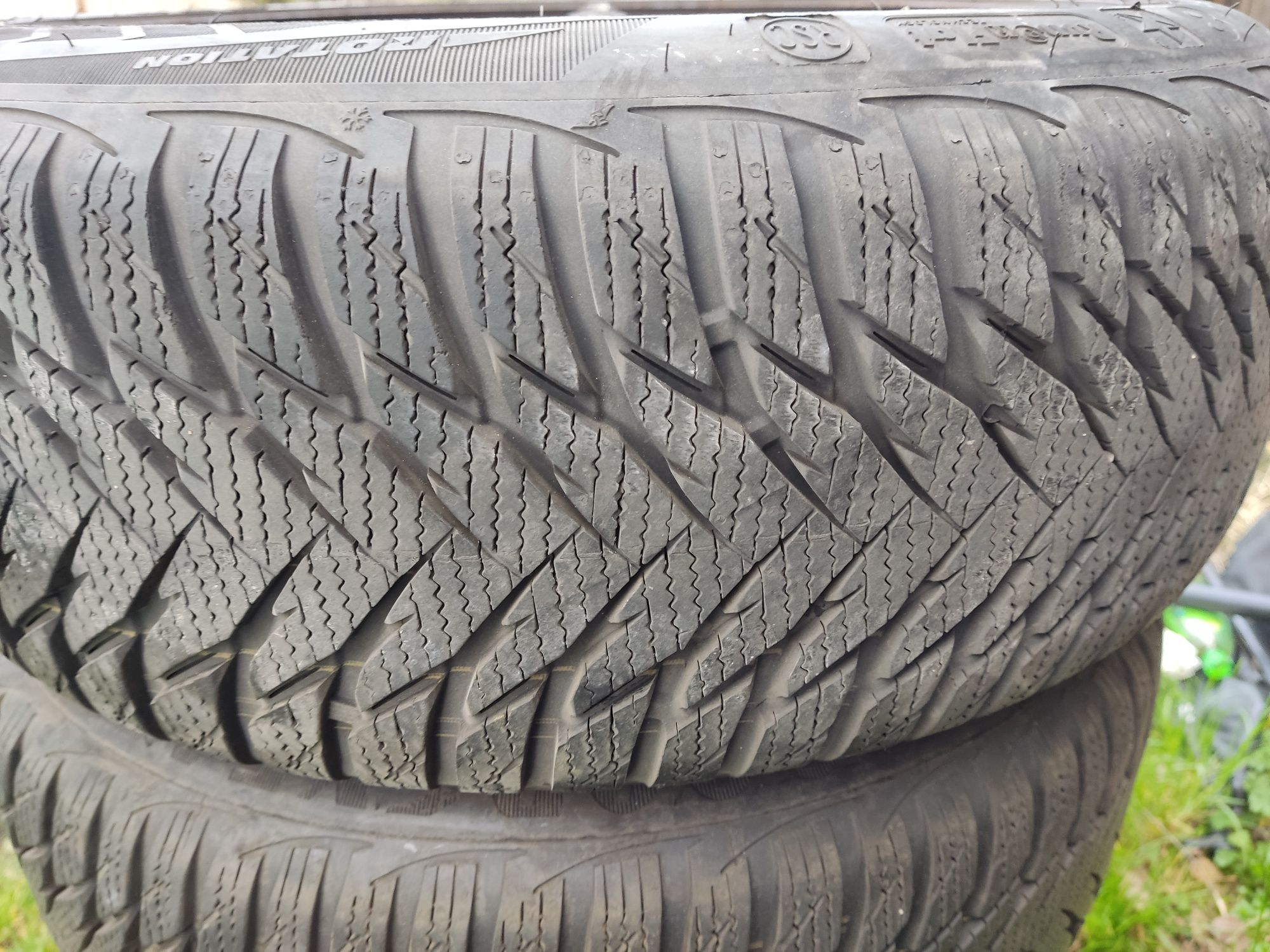 Komplet felgi stalowe i opony Goodyear Ultragrip 195/55/R16 4x98 zima